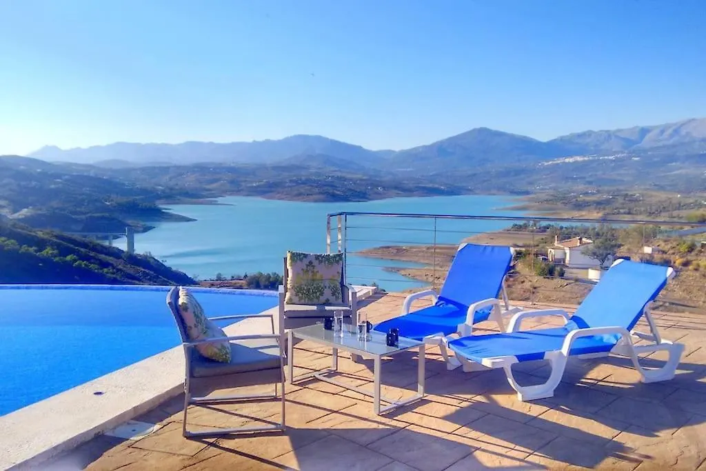 Holiday home Villa Adelfas, Piscina Infinity Malaga