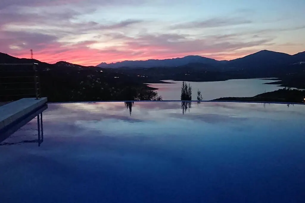 Holiday home Villa Adelfas, Piscina Infinity Malaga