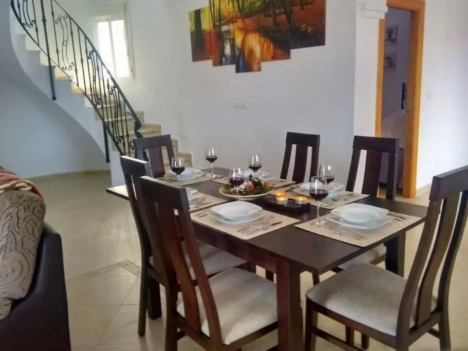 Holiday home Villa Adelfas, Piscina Infinity Malaga